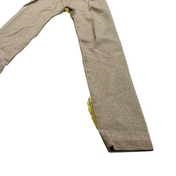 Beige Tan Ribbed Athletic Leggings Athleisure - Picture 4 of 9